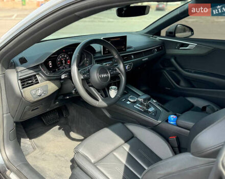 Серый Ауди А5, объемом двигателя 1.98 л и пробегом 123 тыс. км за 29000 $, фото 7 на Automoto.ua