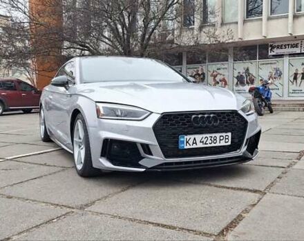 Сірий Ауді A5, об'ємом двигуна 1.98 л та пробігом 130 тис. км за 21000 $, фото 1 на Automoto.ua