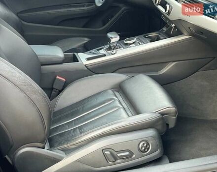 Серый Ауди А5, объемом двигателя 2 л и пробегом 129 тыс. км за 21990 $, фото 16 на Automoto.ua