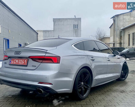 Серый Ауди А5, объемом двигателя 1.98 л и пробегом 152 тыс. км за 20000 $, фото 9 на Automoto.ua