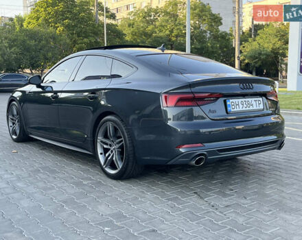 Сірий Ауді A5, об'ємом двигуна 2 л та пробігом 73 тис. км за 33700 $, фото 3 на Automoto.ua