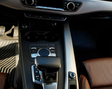 Серый Ауди А5, объемом двигателя 1.97 л и пробегом 25 тыс. км за 31700 $, фото 35 на Automoto.ua