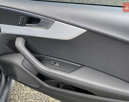 Сірий Ауді A5, об'ємом двигуна 2 л та пробігом 147 тис. км за 25700 $, фото 115 на Automoto.ua