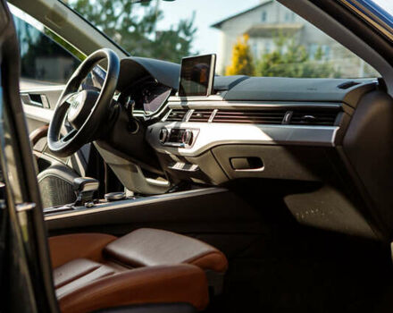 Серый Ауди А5, объемом двигателя 1.97 л и пробегом 25 тыс. км за 32500 $, фото 26 на Automoto.ua