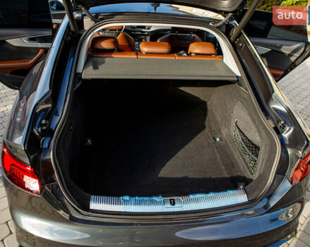 Серый Ауди А5, объемом двигателя 1.97 л и пробегом 25 тыс. км за 32500 $, фото 44 на Automoto.ua