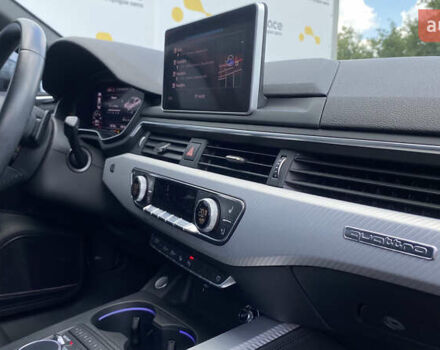 Сірий Ауді A5, об'ємом двигуна 2 л та пробігом 147 тис. км за 25700 $, фото 113 на Automoto.ua