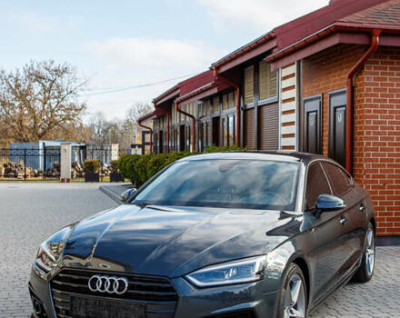 Серый Ауди А5, объемом двигателя 1.97 л и пробегом 25 тыс. км за 31700 $, фото 5 на Automoto.ua