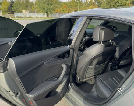 Сірий Ауді A5, об'ємом двигуна 1.98 л та пробігом 32 тис. км за 35700 $, фото 16 на Automoto.ua