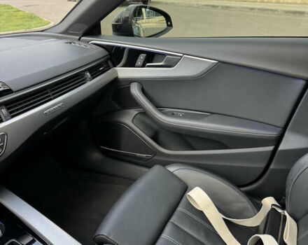 Сірий Ауді A5, об'ємом двигуна 1.98 л та пробігом 32 тис. км за 35700 $, фото 14 на Automoto.ua