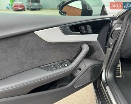 Серый Ауди А5, объемом двигателя 1.98 л и пробегом 13 тыс. км за 38900 $, фото 4 на Automoto.ua