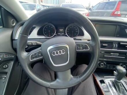 Ауді A5 2010 у Чернігові на Automoto.ua Сірий Ауді A5, об'ємом двигуна 1.98 л та пробігом 275 тис. км за 8900 $, фото 1 на Automoto.ua