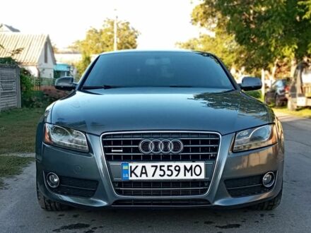 Серый Ауди А5, объемом двигателя 2 л и пробегом 230 тыс. км за 9800 $, фото 1 на Automoto.ua