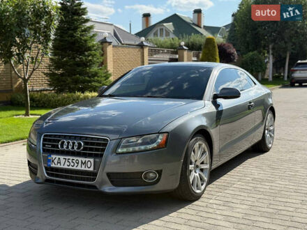 Ауди А5 2011 в Белой Церкве на Automoto.ua Серый Ауди А5, объемом двигателя 2 л и пробегом 228 тыс. км за 11000 $, фото 1 на Automoto.ua