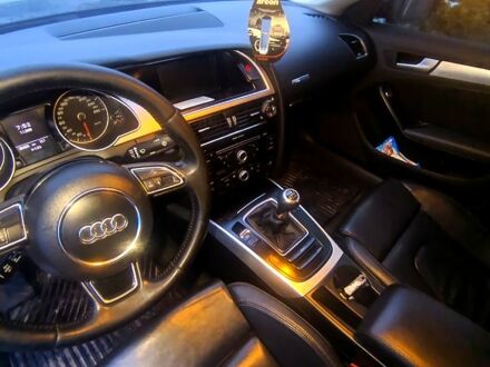 Сірий Ауді A5, об'ємом двигуна 2 л та пробігом 36200 тис. км за 13200 $, фото 1 на Automoto.ua