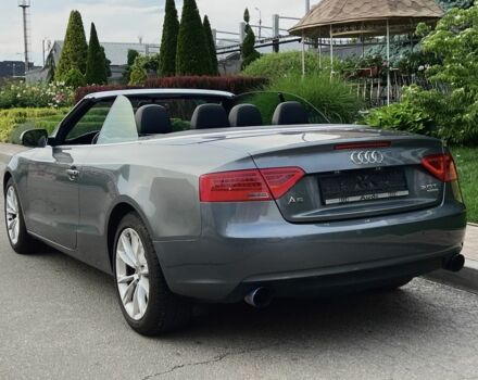 Серый Ауди А5, объемом двигателя 2 л и пробегом 175 тыс. км за 9924 $, фото 1 на Automoto.ua