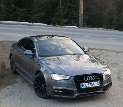 Серый Ауди А5, объемом двигателя 2 л и пробегом 129 тыс. км за 16000 $, фото 1 на Automoto.ua