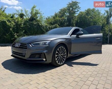 Серый Ауди А5, объемом двигателя 2 л и пробегом 214 тыс. км за 25000 $, фото 1 на Automoto.ua