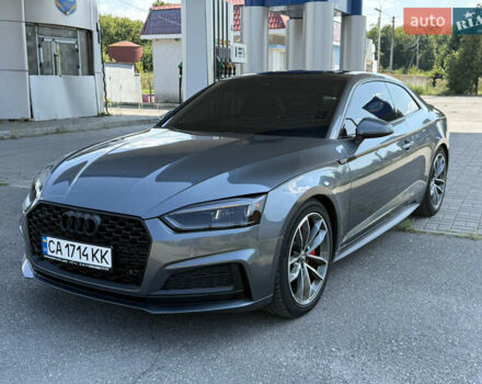Сірий Ауді A5, об'ємом двигуна 1.98 л та пробігом 220 тис. км за 20000 $, фото 1 на Automoto.ua