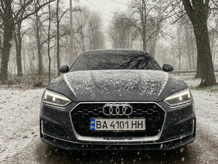 Ауді A5 2017 у Кропивницькому (Кіровограді) на Automoto.ua Сірий Ауді A5, об'ємом двигуна 2 л та пробігом 94 тис. км за 25000 $, фото 1 на Automoto.ua
