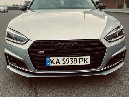 Ауди А5 2017 в Киеве на Automoto.ua Серый Ауди А5, объемом двигателя 1.98 л и пробегом 179 тыс. км за 20000 $, фото 1 на Automoto.ua