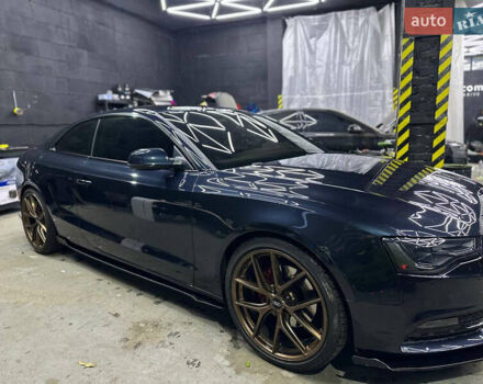 Синий Ауди А5, объемом двигателя 2 л и пробегом 270 тыс. км за 13000 $, фото 2 на Automoto.ua