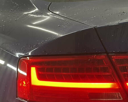 Синий Ауди А5, объемом двигателя 1.98 л и пробегом 124 тыс. км за 15000 $, фото 15 на Automoto.ua