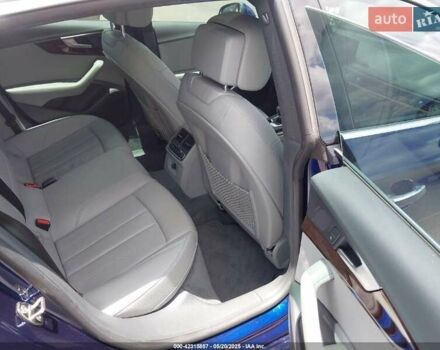 Синий Ауди А5, объемом двигателя 2 л и пробегом 63 тыс. км за 8500 $, фото 6 на Automoto.ua