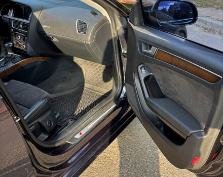 Синий Ауди А5, объемом двигателя 1.8 л и пробегом 243 тыс. км за 15000 $, фото 7 на Automoto.ua