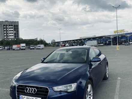 Синий Ауди А5, объемом двигателя 2 л и пробегом 71 тыс. км за 16000 $, фото 1 на Automoto.ua