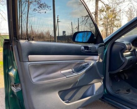 Зеленый Ауди А5, объемом двигателя 1.6 л и пробегом 356 тыс. км за 3400 $, фото 6 на Automoto.ua