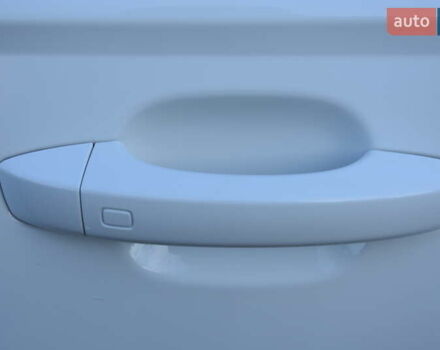 Белый Ауди А6 Олроуд, объемом двигателя 2.97 л и пробегом 256 тыс. км за 21900 $, фото 17 на Automoto.ua