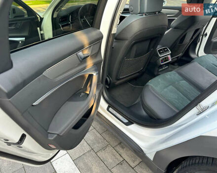 Белый Ауди А6 Олроуд, объемом двигателя 2.97 л и пробегом 120 тыс. км за 43500 $, фото 26 на Automoto.ua