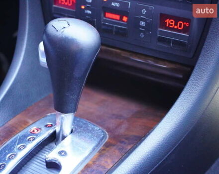 Черный Ауди А6 Олроуд, объемом двигателя 2.7 л и пробегом 305 тыс. км за 5000 $, фото 20 на Automoto.ua