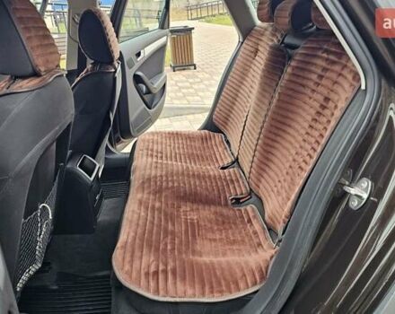 Ауди А6 Олроуд 2010 в Чернигове на Automoto.ua Черный Ауди А6 Олроуд, объемом двигателя 1.98 л и пробегом 272 тыс. км за 11300 $, фото 32 на Automoto.ua