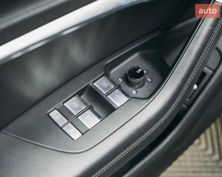 Черный Ауди А6 Олроуд, объемом двигателя 3 л и пробегом 144 тыс. км за 49999 $, фото 40 на Automoto.ua