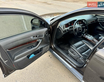 Коричневый Ауди А6 Олроуд, объемом двигателя 2.7 л и пробегом 260 тыс. км за 8600 $, фото 12 на Automoto.ua