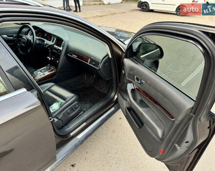 Коричневый Ауди А6 Олроуд, объемом двигателя 2.7 л и пробегом 260 тыс. км за 8600 $, фото 23 на Automoto.ua