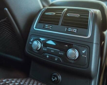 Коричневий Ауді A6 Allroad, об'ємом двигуна 3 л та пробігом 300 тис. км за 19500 $, фото 19 на Automoto.ua