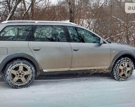 Сірий Ауді A6 Allroad, об'ємом двигуна 2.5 л та пробігом 405 тис. км за 2140 $, фото 16 на Automoto.ua
