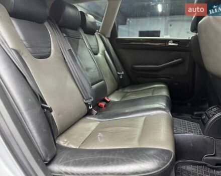 Серый Ауди А6 Олроуд, объемом двигателя 2.5 л и пробегом 377 тыс. км за 6300 $, фото 16 на Automoto.ua