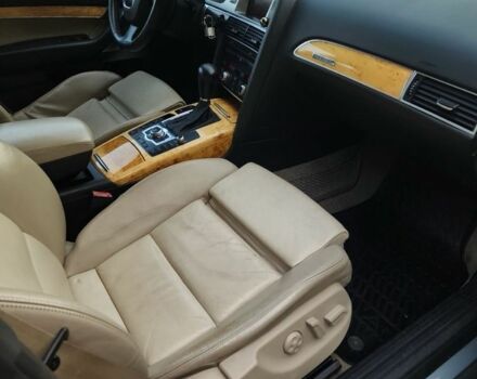 Серый Ауди А6 Олроуд, объемом двигателя 2.7 л и пробегом 285 тыс. км за 5000 $, фото 7 на Automoto.ua