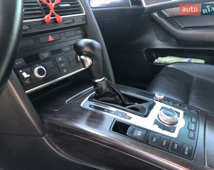 Серый Ауди А6 Олроуд, объемом двигателя 2.97 л и пробегом 352 тыс. км за 9100 $, фото 5 на Automoto.ua