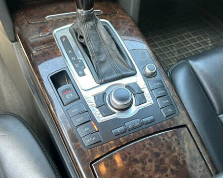 Серый Ауди А6 Олроуд, объемом двигателя 2.7 л и пробегом 378 тыс. км за 10500 $, фото 21 на Automoto.ua