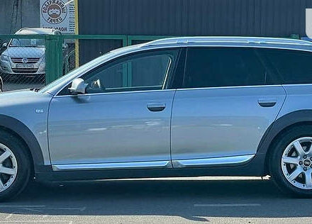 Сірий Ауді A6 Allroad, об'ємом двигуна 3 л та пробігом 133 тис. км за 13500 $, фото 4 на Automoto.ua