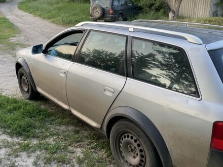 Ауді A6 Allroad 2001 у Барвенковом на Automoto.ua Сірий Ауді A6 Allroad, об'ємом двигуна 2.5 л та пробігом 3 тис. км за 1426 $, фото 1 на Automoto.ua