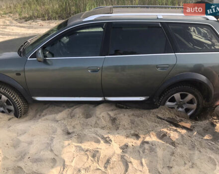 Зеленый Ауди А6 Олроуд, объемом двигателя 4.2 л и пробегом 300 тыс. км за 3900 $, фото 1 на Automoto.ua