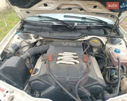 Белый Ауди А6, объемом двигателя 2.6 л и пробегом 452 тыс. км за 2700 $, фото 18 на Automoto.ua