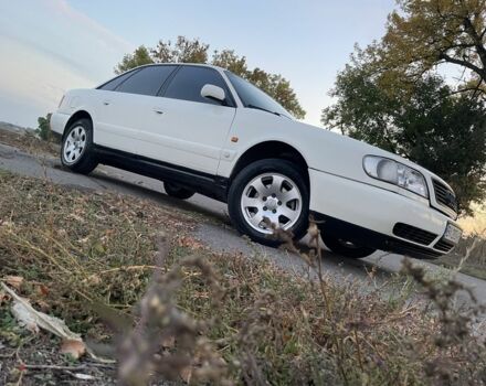 Белый Ауди А6, объемом двигателя 2 л и пробегом 777 тыс. км за 3000 $, фото 10 на Automoto.ua