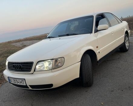 Белый Ауди А6, объемом двигателя 2 л и пробегом 777 тыс. км за 3000 $, фото 3 на Automoto.ua