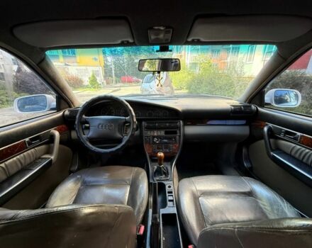 Белый Ауди А6, объемом двигателя 2.6 л и пробегом 426 тыс. км за 0 $, фото 6 на Automoto.ua